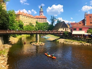 Zahraničn&iacute; n&aacute;v&scaron;těvn&iacute;ky nejv&iacute;c přitahuje Krumlov