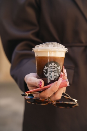Starbucks představuje Iced Coffee Blend a v&yacute;běrov&eacute; Reserve novinky