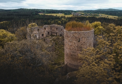 Brdy a Podbrdsko l&aacute;k&aacute; na turistickou v&yacute;zvu: 120 kilometrů dlouhou Brdskou hřebenovk